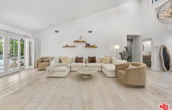 3614 Malibu Country Dr, Malibu, CA 90265