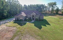 23 whispering Drive, Alexander, AR 72002