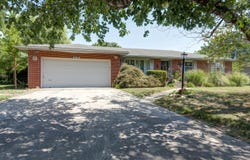 2116 S Linden Avenue, Springfield, MO 65804