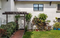 3616 SW 68th Ln, Miramar, FL 33023
