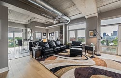 309 E 5th Street, Des Moines, IA 50309