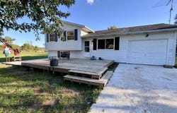 24589 Flach Road, Mendon, MI 49072