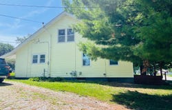 420 N Illinois St, Pittsfield, IL 62363