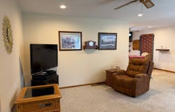 736 N H, Broken Bow, NE 68822