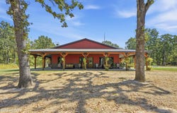8309 Nighthawk Road, Neosho, MO 64850
