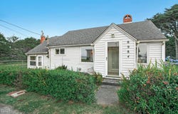 6984 NW Finisterre Avenue, Yachats, OR 97498