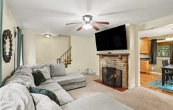 21 Leon Rd, Green Tree, PA 15220