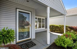 16 MASON Drive, BERLIN, NJ 08009