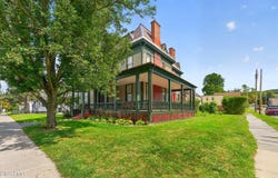 824 2nd Avenue, Troy, NY 12182