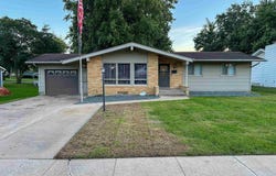 816 4th Avenue E, Albia, IA 52531