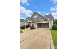 3600 Crosswinds Drive, Hope Mills, NC 28348