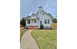 105 S 5th Street, Easley, SC 29640