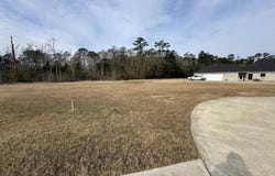 6125 Settlement Way, Vidor, TX 77662