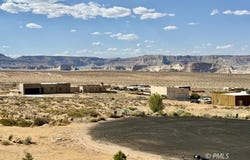 32 Lake View Dr, Greenehaven, AZ 86040