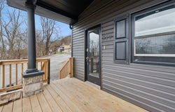 330 Braeburn Rd, Lower Burrell, PA 15068