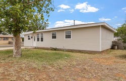 1010 NE 2nd St, Andrews, TX 79714