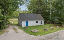 82 Lakeshore Drive, Casco, ME 04015
