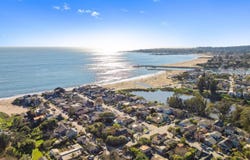 2974 E Cliff DR, Santa Cruz, CA 95062