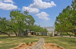 188 Broken Lance Dr, Dripping Springs, TX 78620
