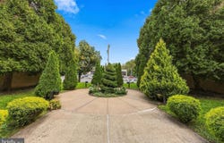 8910 KREWSTOWN RD #113, PHILADELPHIA, PA 19115