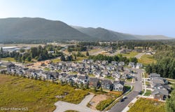 601 UNIVERSITY PARK Way, Sandpoint, ID 83864