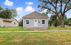 1237 N Osage, Augusta, KS 67010