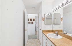 11236 N Rain Point, Inglis, FL 34449