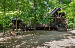 107 Lost Oaks Trail, Broken Bow, OK 74728
