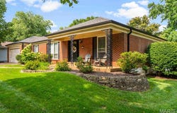 107 Lea Meadows Drive, Ballwin, MO 63011