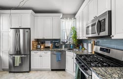 99 W 37th Street, NJ 07002