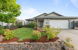 1643 Jessica Circle, Central Point, OR 97502