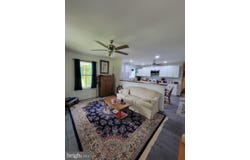274 REGINA, REGINA, VA 22503