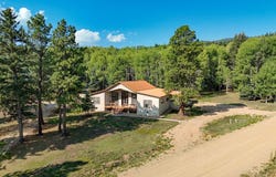 2 Colonial Trl, Angel Fire, NM 87710