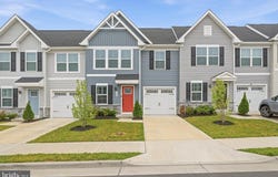 106 HARDY, WINCHESTER, VA 22602