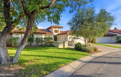 3187 E BERRIDGE Lane, Phoenix, AZ 85016