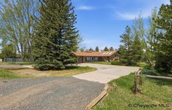 1112 W LAUGHLIN RD, Cheyenne, WY 82009