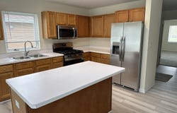 922 Bergera Street W, Braidwood, IL 60408