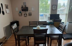 550 LOCHAVEN Ave, Springfield, OR 97477