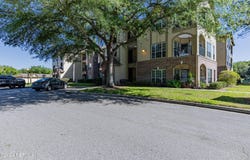 7800 POINT MEADOWS Drive, Jacksonville, FL 32256