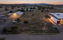3 Linnie Court, Edgewood, NM 87015