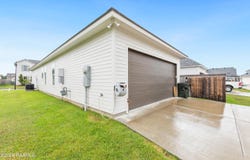206 Oak Village Drive, Scott, LA 70583