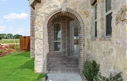 925 Cannes Drive, Red Oak, TX 75154