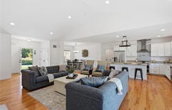 1291 Central Avenue, Johnston, RI 02919