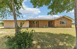 9765 FM 20, Lockhart, TX 78644