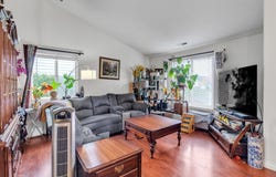 289 HARVARD Dr, Woodburn, OR 97071