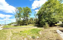 714 N Curran Ave, Picayune, MS 39466