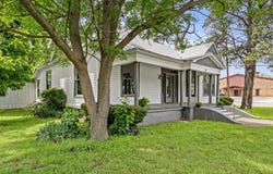 741 N Anglin Street, Cleburne, TX 76033