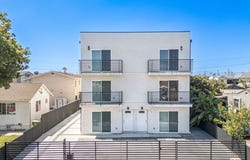 636 W 76th St, Los Angeles, CA 90044