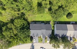 249 Commons Dr, Oakmont, PA 15139