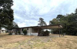 1008 N Olive, Waldo, AR 71770